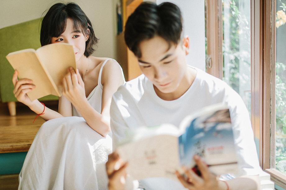 Những lưu ý khi chụp hình couple ngoại cảnh dành cho các cặp đôi Những lưu ý khi chụp hình couple ngoại cảnh dành cho các cặp đôi