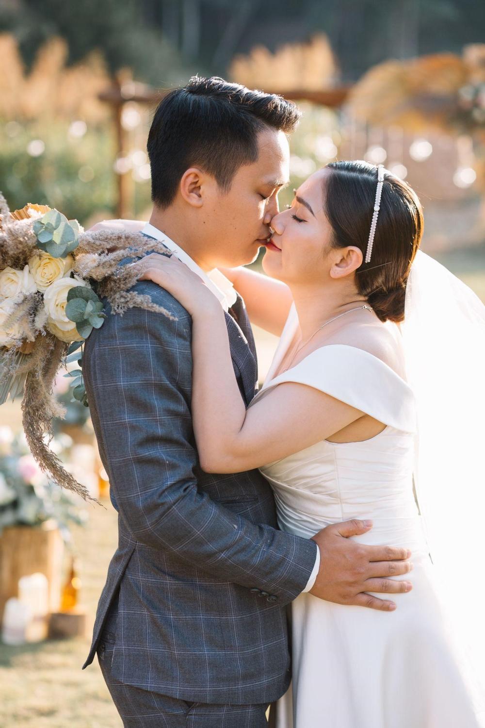 Những lưu ý khi chụp hình couple ngoại cảnh dành cho các cặp đôi Những lưu ý khi chụp hình couple ngoại cảnh dành cho các cặp đôi