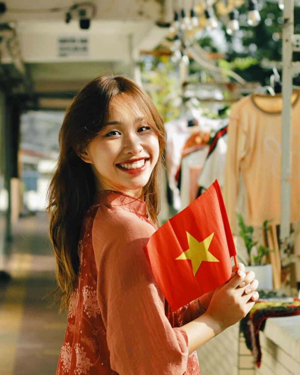 Chụp ảnh áo dài quốc khánh 2/9 tại Hà Nội nhân dịp A80: Một hoạt động ghi dấu ấn và niềm tự hào dân tộc Chụp ảnh áo dài quốc khánh 2/9 tại Hà Nội nhân dịp A80: Một hoạt động ghi dấu ấn và niềm tự hào dân tộc
