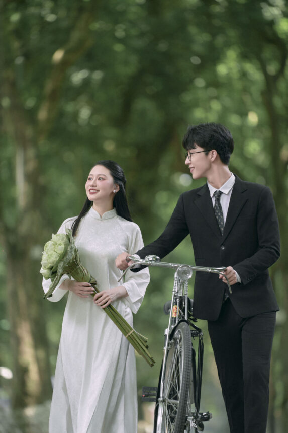 Kinh nghiệm chọn áo dài chụp ảnh couple đẹp chuẩn trend 2026 Kinh nghiệm chọn áo dài chụp ảnh couple đẹp chuẩn trend 2026