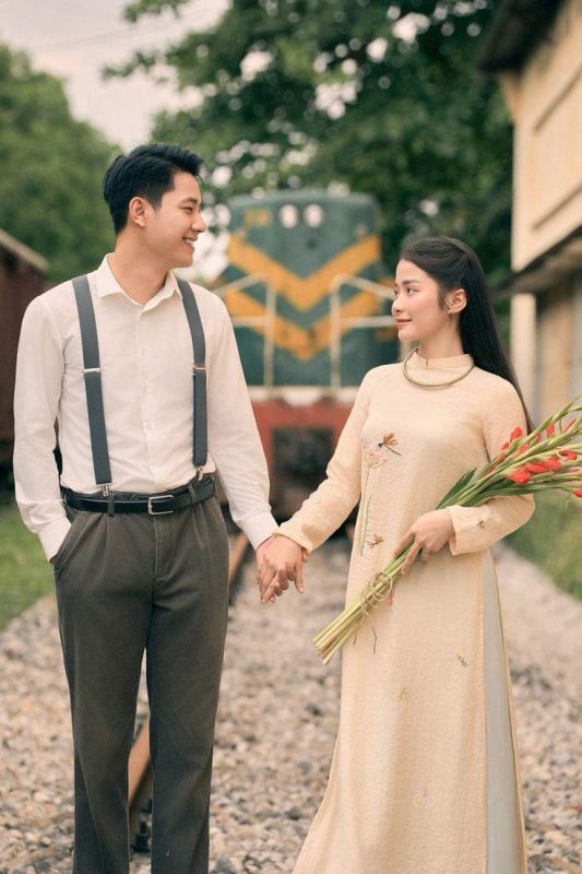 Chụp couple áo dài vintage tại Đà Lạt theo xu hướng 2026
