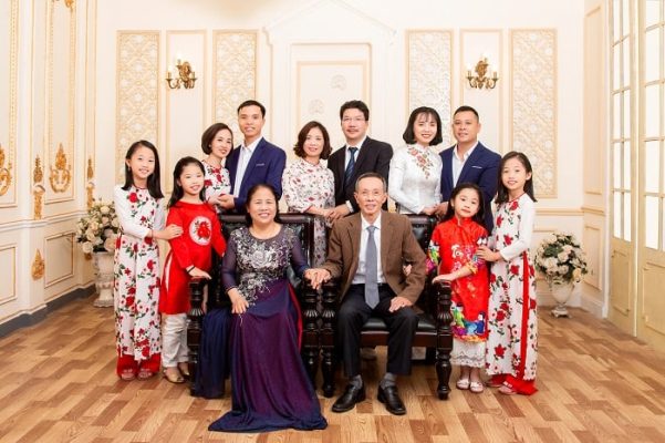 Chụp ảnh gia đình 3 thế hệ – lưu giữ giá trị yêu thương