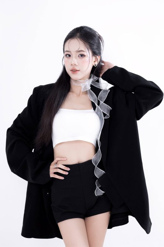 Chụp Ảnh Concept Tại Studio Có Ưu Điểm Gì?